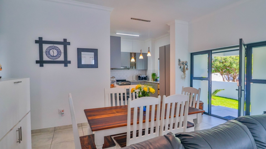 3 Bedroom Property for Sale in Sandy Point Beach Estate Western Cape
